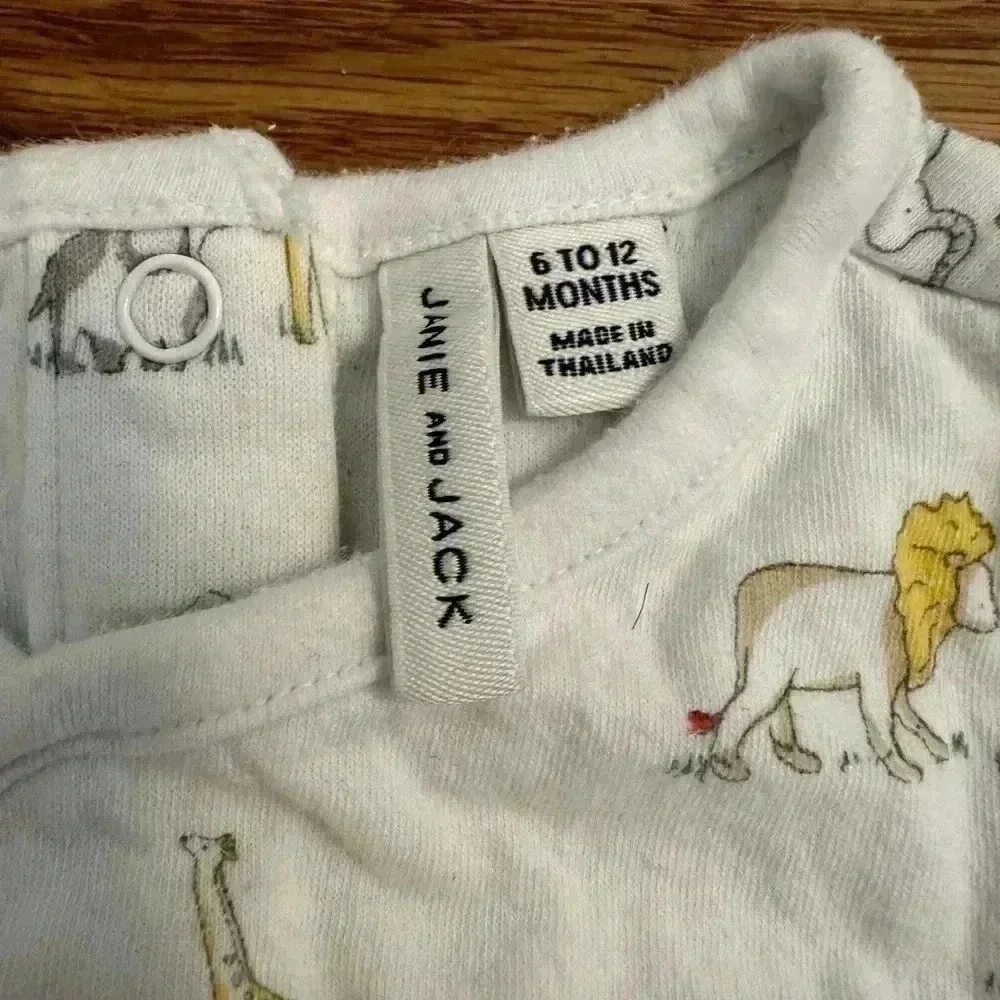Janie and Jack Baby Safari Bodysuit size 6-12 months